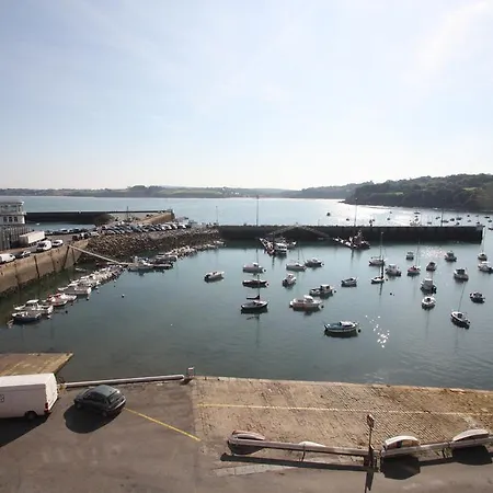 Design Iii - Port Du Rosmeur - Apart Otel Douarnenez